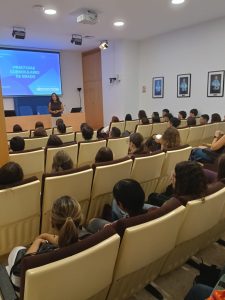 ¡TODO UN ÉXITO LAS CHARLAS INFORMATIVAS SOBRE PRÁCTICAS CURRICULARES! 🎓
